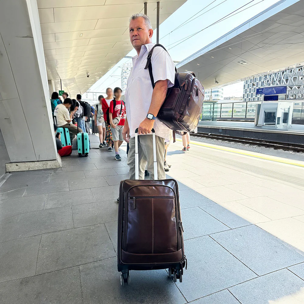 22" Wheeled Carry-on Bag #7522 - Image 10