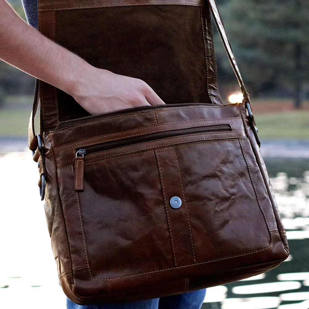 Messenger Bag #7314 - Image 17